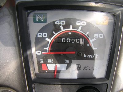 10000kmを越えたメーター。